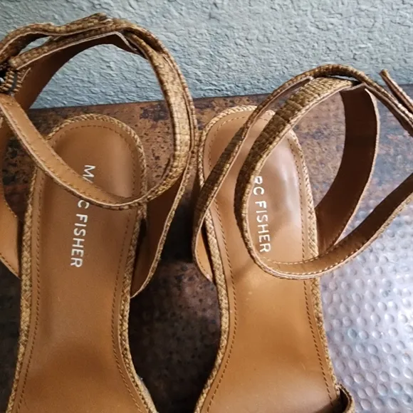 Marc Fisher Sadel Platform Sandals in Cognac