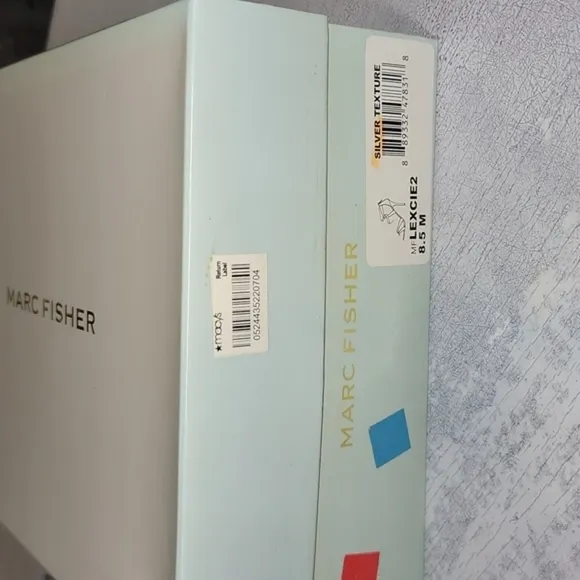 MARC FISHER Silver Glitter Lexcie2  Size 8.5M