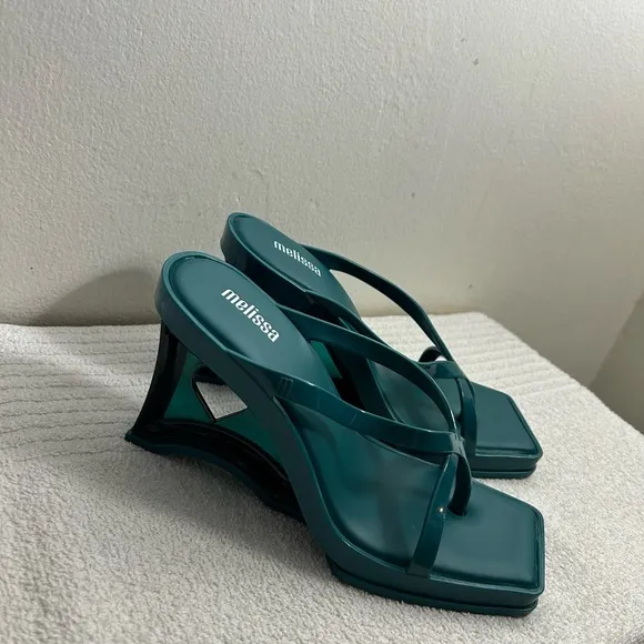 Melissa dark Green Minimalist heels Sandals with Square Toe Sz 5