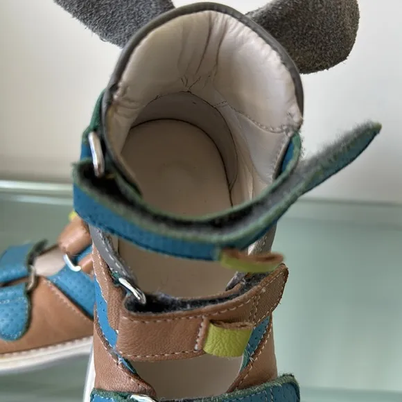 Memo brand Mammal Collection Orthopedic High-Top Ankle Support AFO Sandal