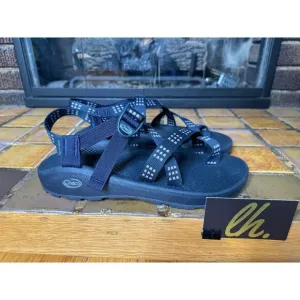 Mens 11 Chaco Sandals Z/Cloud 2 Strappy Toe Trail Walking Sandals JCH108047