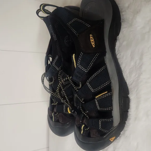 Men's Keen Blue And Gray Outdoor Sandals Summer Hiking Fishing Shoe Size 9