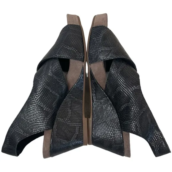 MEPHISTO Black Snake Belina Python Slingback Wedge Sandals Size 39 US 9