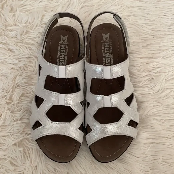 Mephisto Silver Leather Sandals