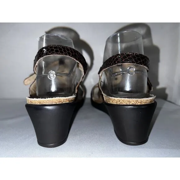 MEPHISTO Women's Sz 41 /11 Brown Embossed Beaded Air Relax T-Strap Wedge Sandals