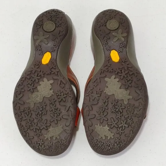 Merrell Dewberry Brown Leather Open Toe Slip On Sandals Women’s Fits Like 8.5