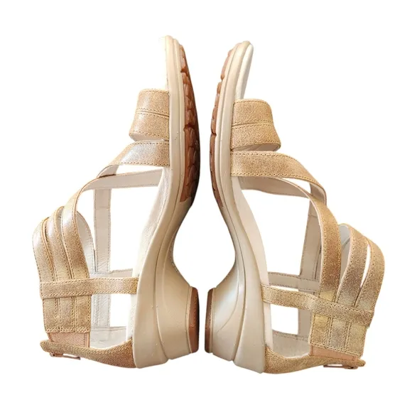Merrell Performance Strap Heel Sandals Tan Leather Women's Size 9 Zip Closure