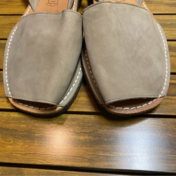 Mibo Cosits Avarca de Menorca Men Sandals Size 12 Leather Slingback Neutral NWOT