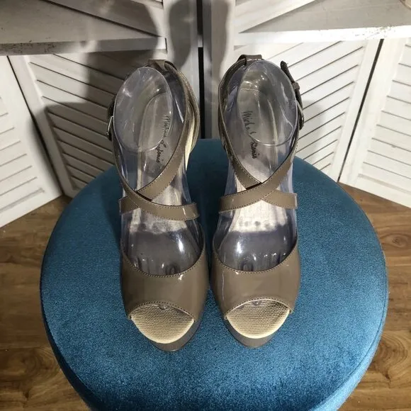 Michael Antonio 5-inch Heels Faux Patent Leather Crossover Straps Taupe 7.5 NWO
