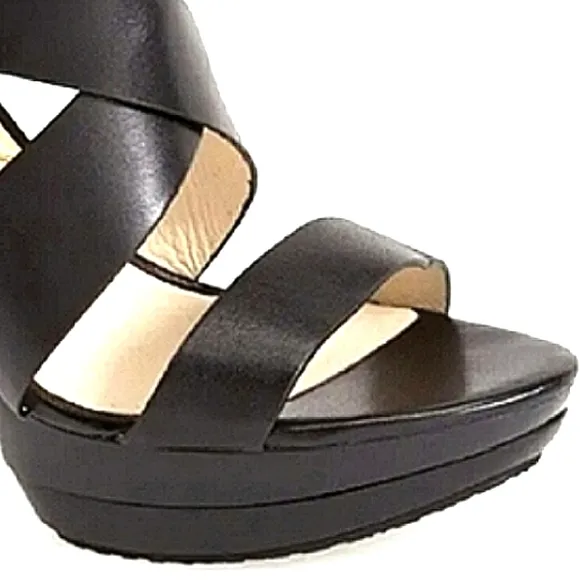 MICHAEL KORS Elena Crisscross Lacquer Platform Heel Sandals EUC