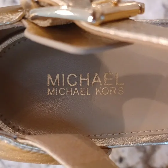 MICHAEL KORS RORY Gold Platform Dressy Open Toe Sandals SZ 9