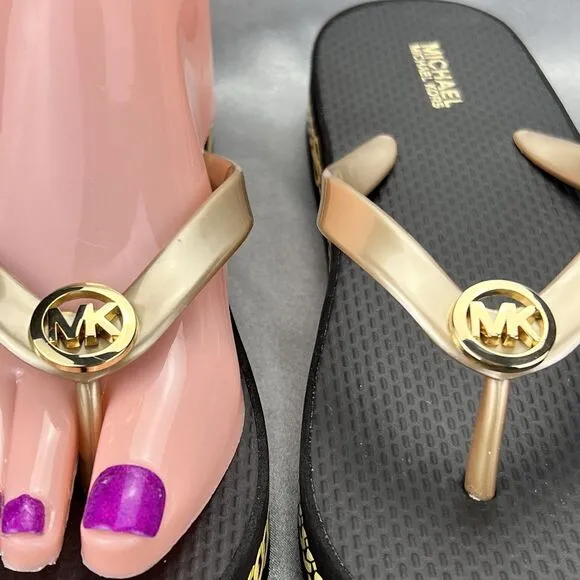 Michael Kors Women's 7 Logo Flip Flops Fashion Sandals Black/Gold RX24D MK Shoes