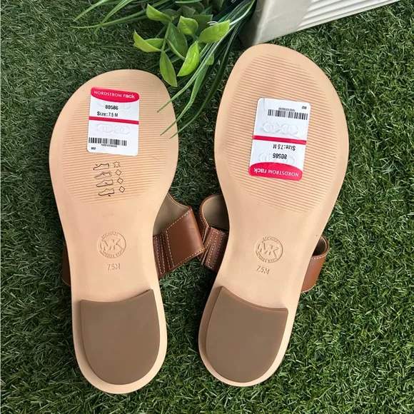 MICHAEL  KorsTilly Thong Sandal Color: Luggage$140 women size 7.5  NEW