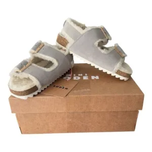 Mini Boden Faux Fur Cosy Suede Buckle Sandals Taupe Kids Size 27 US Size 10