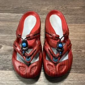 Mion red slip on sandals woman’s size 7 (b8)