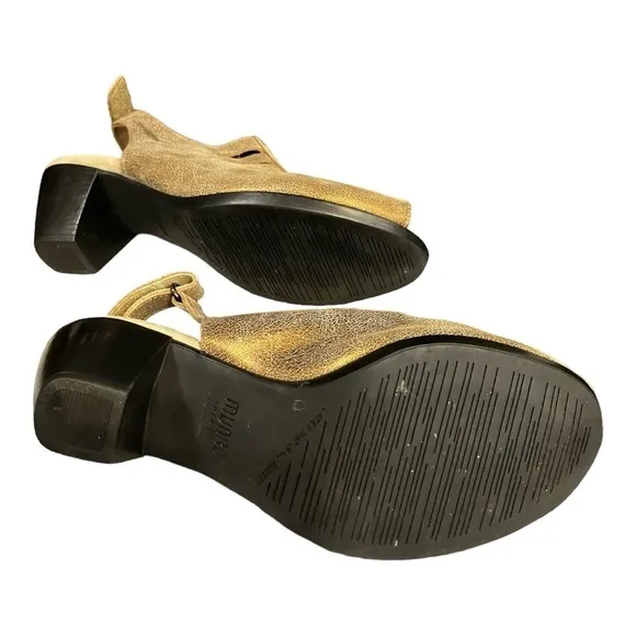 Munro Gold Sparkly Sandals Open Leather 2” Heel Peekaboo Toes Metallic 8W