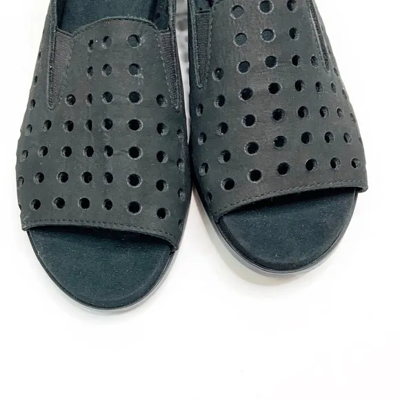 Munro Mickee Black Peep Toe Slingback Sandal 7N
