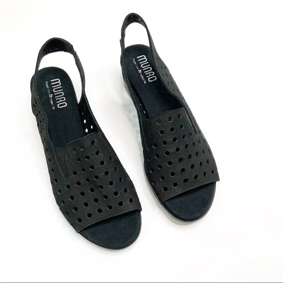 Munro Mickee Black Peep Toe Slingback Sandal 7N