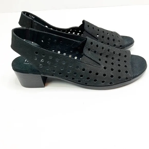 Munro Mickee Black Peep Toe Slingback Sandal 7N