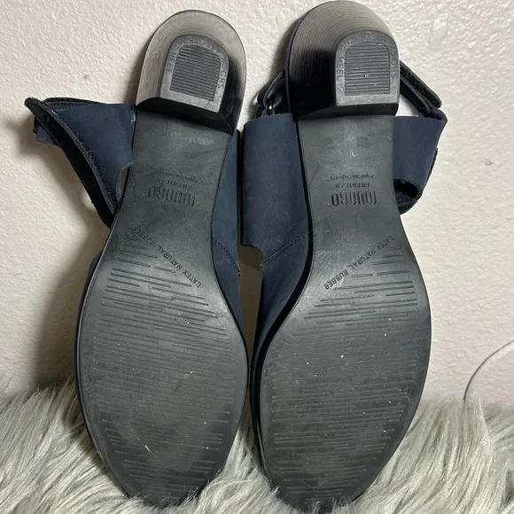 Munro Women's Fabiana in Sandalino Nubuck Navy Sandals Size 11 1/2