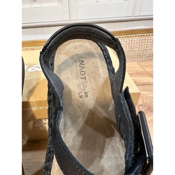 Naot Castelo Sandals Black Soft Leather Size 9 US 40 EU NIB Lightweight Comfy