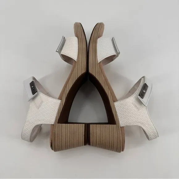 Naot Intact Ankle Strap White Embossed Comfort Sandals Size 40 US 9