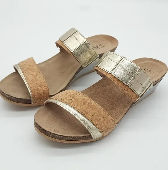 Naot Royalty Women's Cork Radiant Gold Leather Wedge Slide Sandals Size 10