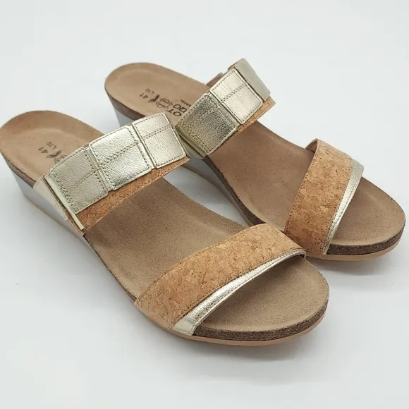 Naot Royalty Women's Cork Radiant Gold Leather Wedge Slide Sandals Size 10