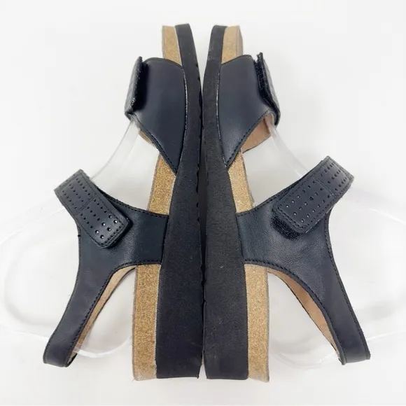 Naot Vivian Leather Sandals