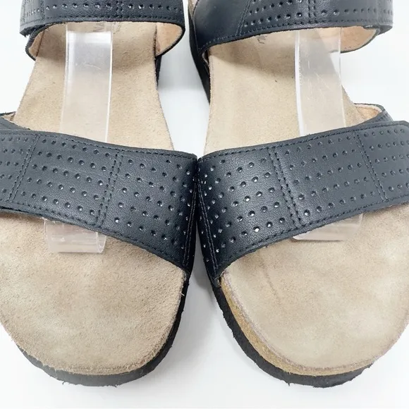 Naot Vivian Leather Sandals