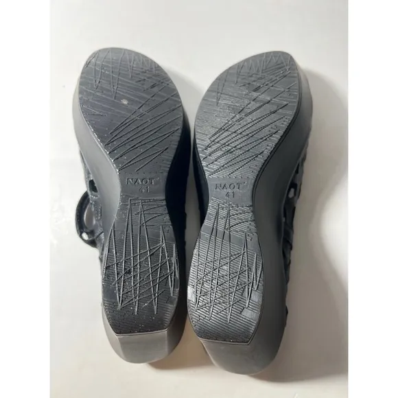 Naot Women's Black Sandals