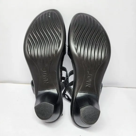 Naot Womens size 8 Black Leather Studded Sandals Size Eu 39