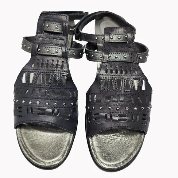 Naot Womens size 8 Black Leather Studded Sandals Size Eu 39