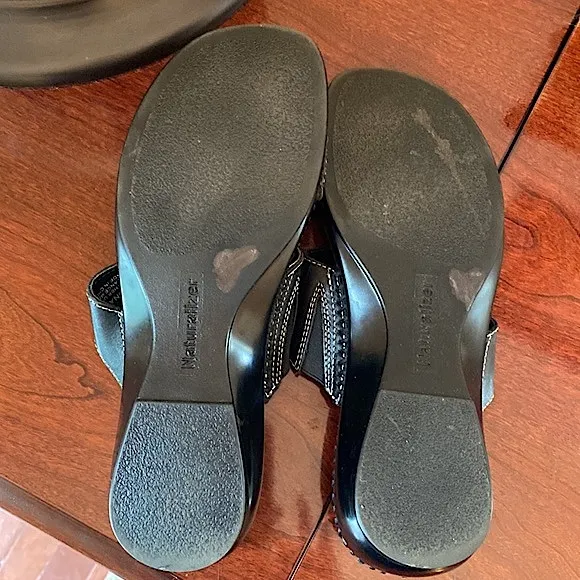 Naturalizer Black Cut Out Slip On Sandals Size 7N