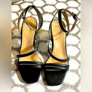 Naturalizer NWOT Women's Black Strappy Sandals: Rizzo size 8.5
