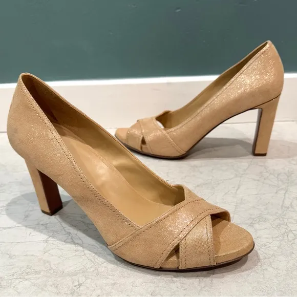 NATURALIZER odetta heels beige gold leather pumps peep toe women’s 12 Wide NEW