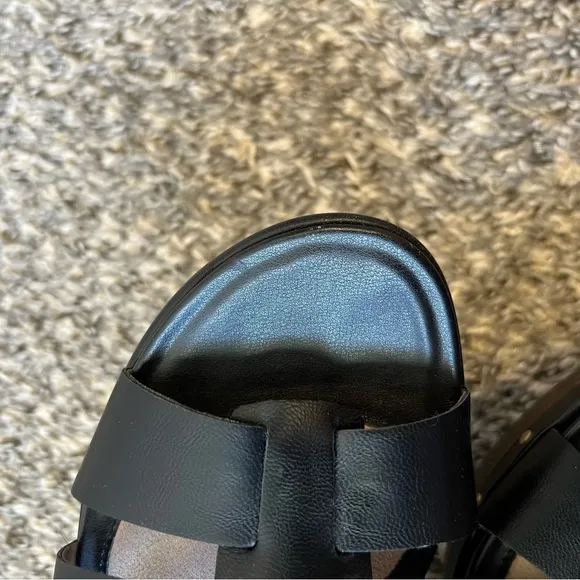Naturalizer Women’s Black‎ Slide Sandals With Heel Size 8.5