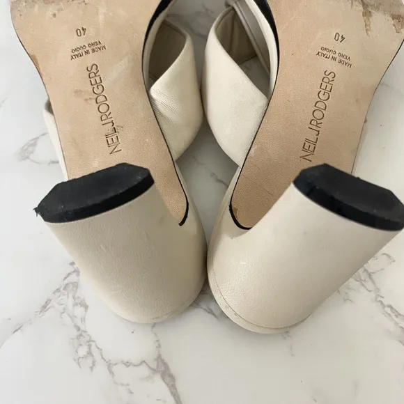 Neil J. Rodgers Obi Sandals Sz 10 Bone Nappa Knotted Padded Square Toe Dressy