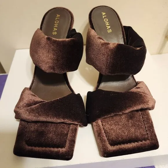 New Alohas for Anthropologie Brown Velvet Puffy Strap Mules Sz.10/40 Ret.$180