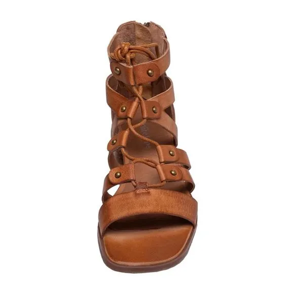 NEW ANTELOPE women's luna sandals in taupe