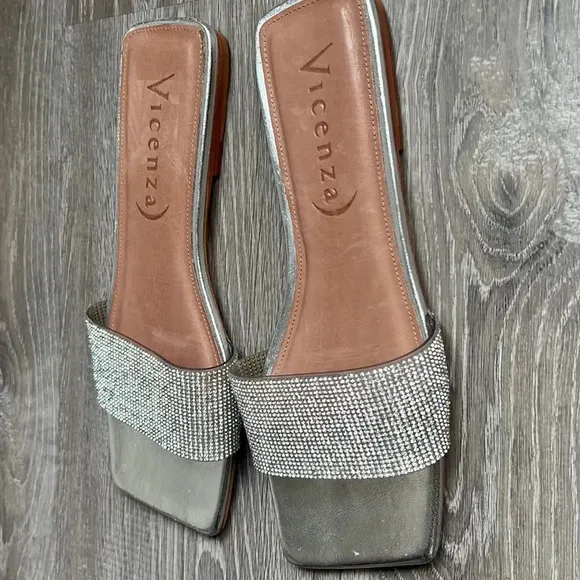 NEW Anthropologie Vicenza Metallic Slide Sandals