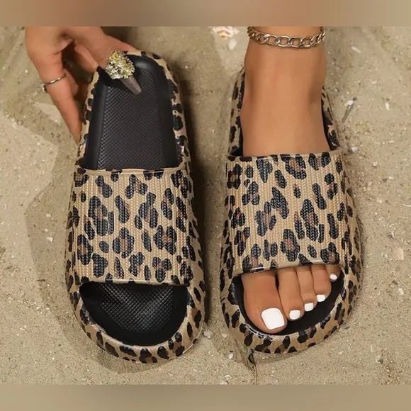 NEW ARRIVAL Leopard Print Women's Slide Sandals