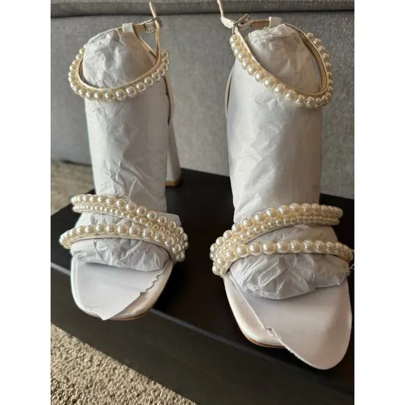 New Badgley Mischka Fiesty Pearl Block Heel White 6.5 Wedding Dressy Ankle Strap