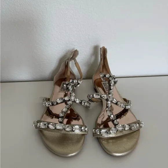 New Badgley Mischka Gold Metallic Leather Crystal Jeweled Flat Sandal
