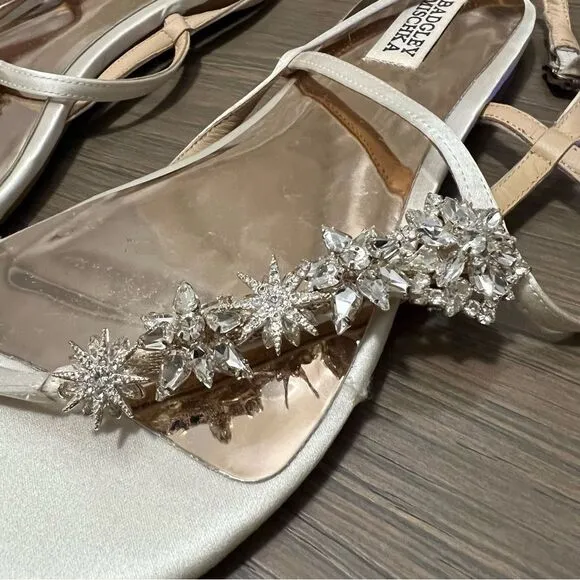 NEW Badgley Mischka Ivory Satin Tate Crystal Thong Slingback Flat Sandal 8.5