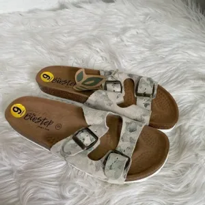 NEW Biostep camo leather two adjustable strap comfort slippers sandals 9