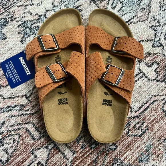 NEW Birkenstock Arizona Embossed Sandals - Suede Burnt Orange Unisex Size 38 NWT