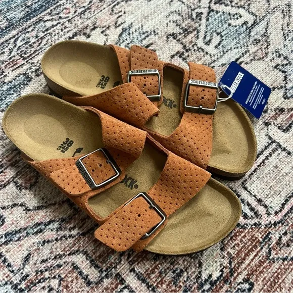 NEW Birkenstock Arizona Embossed Sandals - Suede Burnt Orange Unisex Size 38 NWT