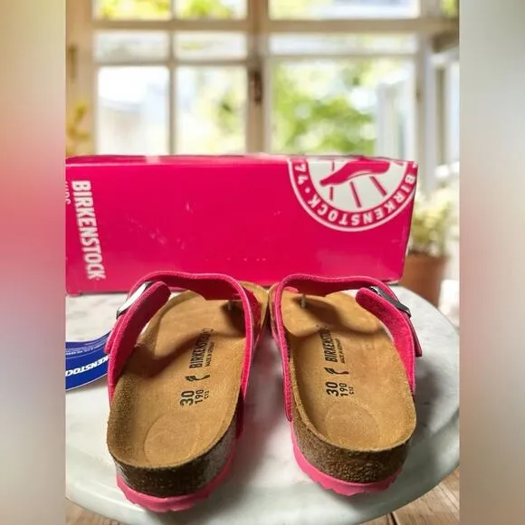 NEW • Birkenstock • Gizeh Magic Snake Pink Slip-on Sandals EU 30