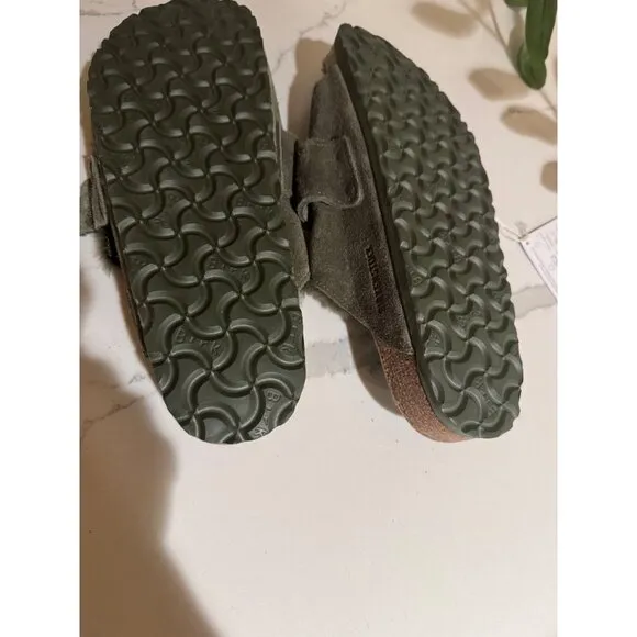 NEW Birkenstock Kyoto Shearling Sandals Size EU 40 US 9 Olive Green